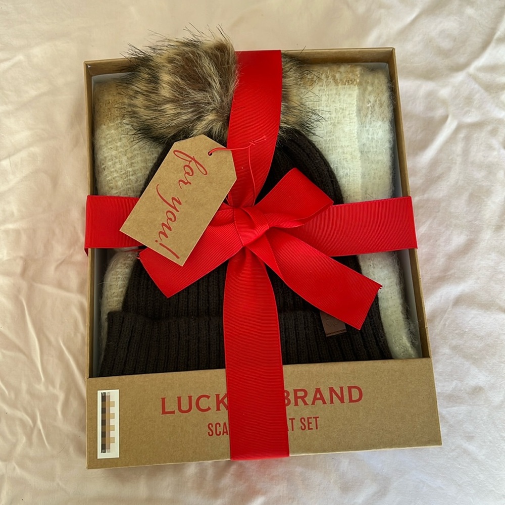Lucky brand scarf and beanie set